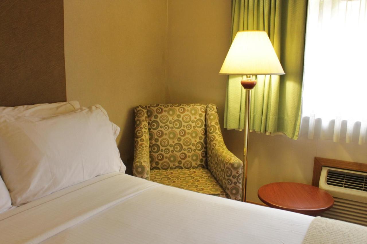 Holiday Inn Express Chihuahua By Ihg Buitenkant foto