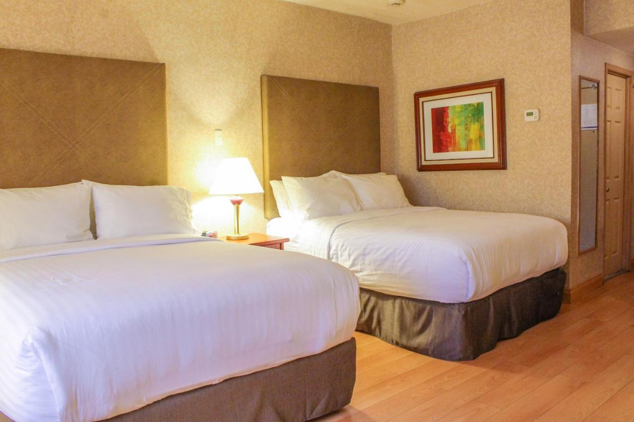Holiday Inn Express Chihuahua By Ihg Buitenkant foto