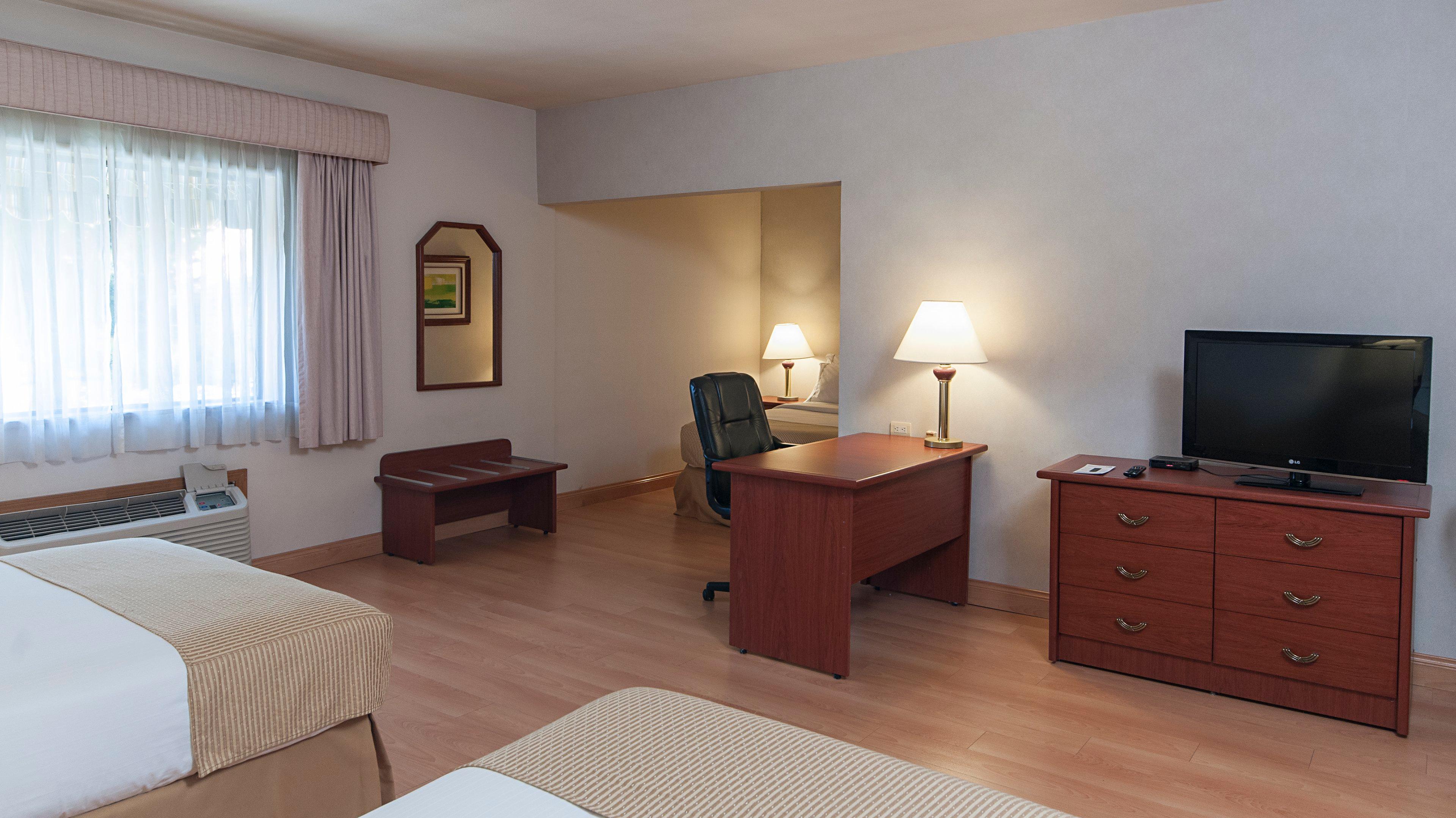 Holiday Inn Express Chihuahua By Ihg Buitenkant foto